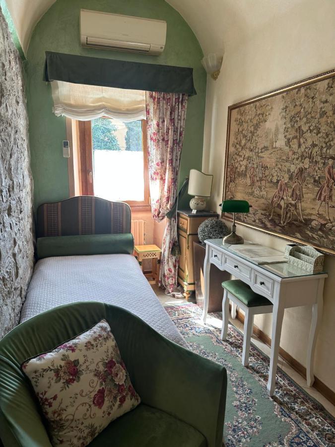 Elegante Bilocale / Elegant Double Room Фьезоле Экстерьер фото